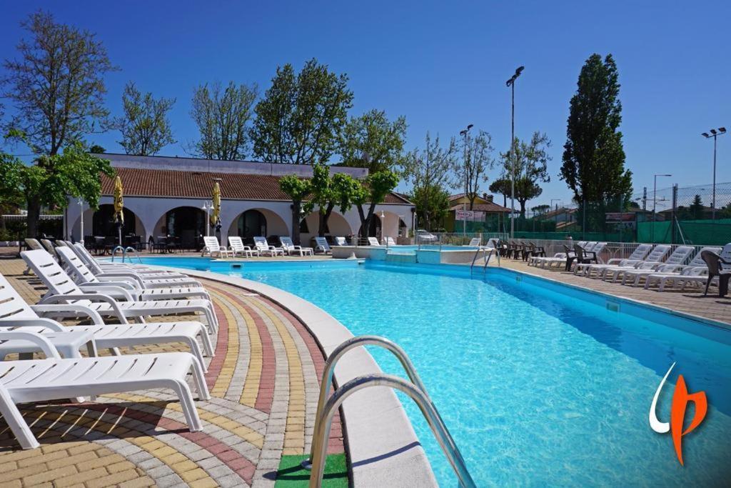 Hotel Gattuccio Cesenatico Exterior photo